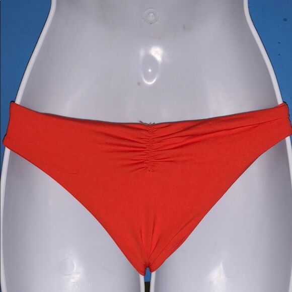 2 Pc L*Space Flutter Bandeau Top & Bottom Bikini - Picture 7 of 8